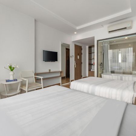 Dn Beach Hotel Da Nang Exterior foto