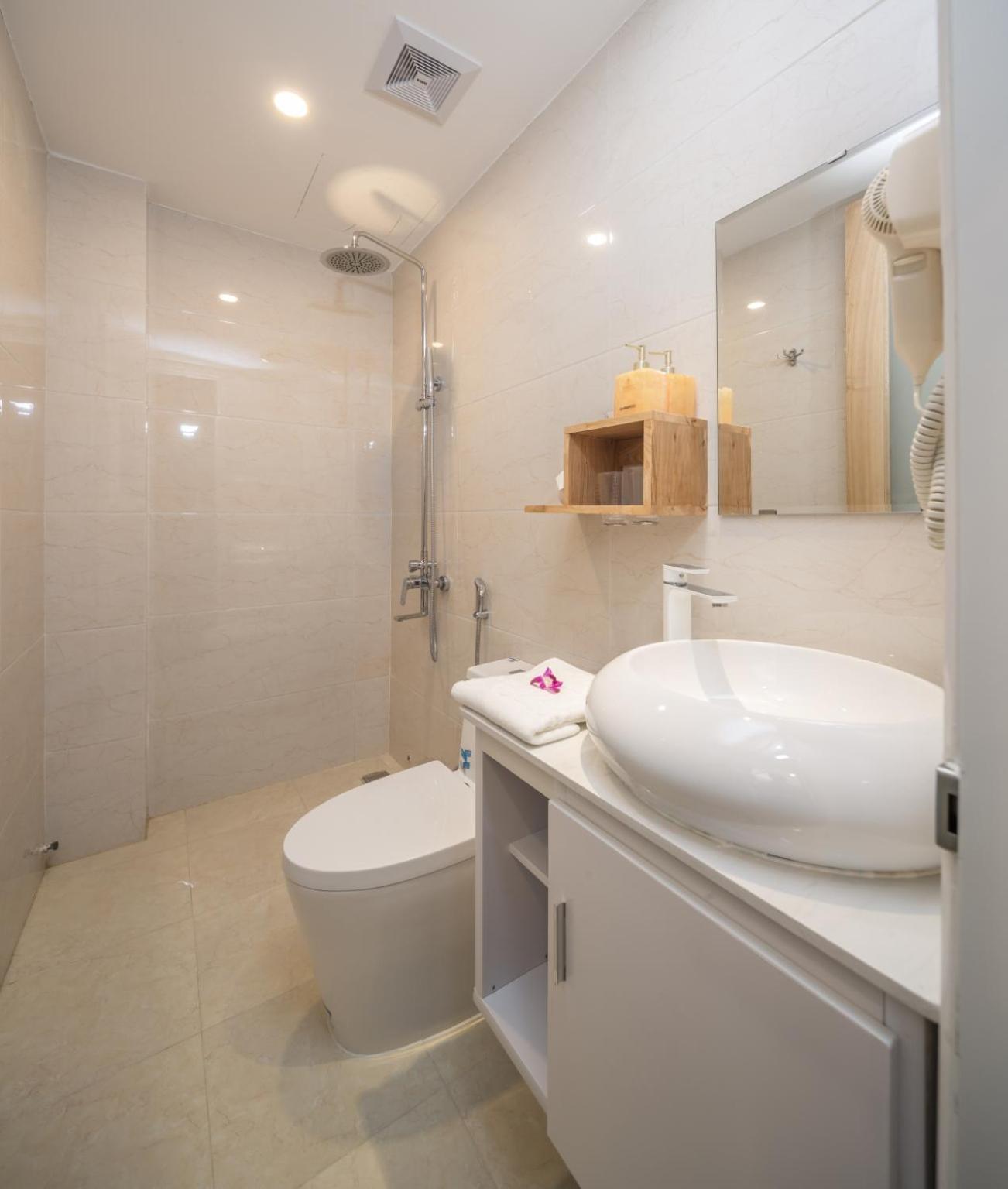 Dn Beach Hotel Da Nang Exterior foto